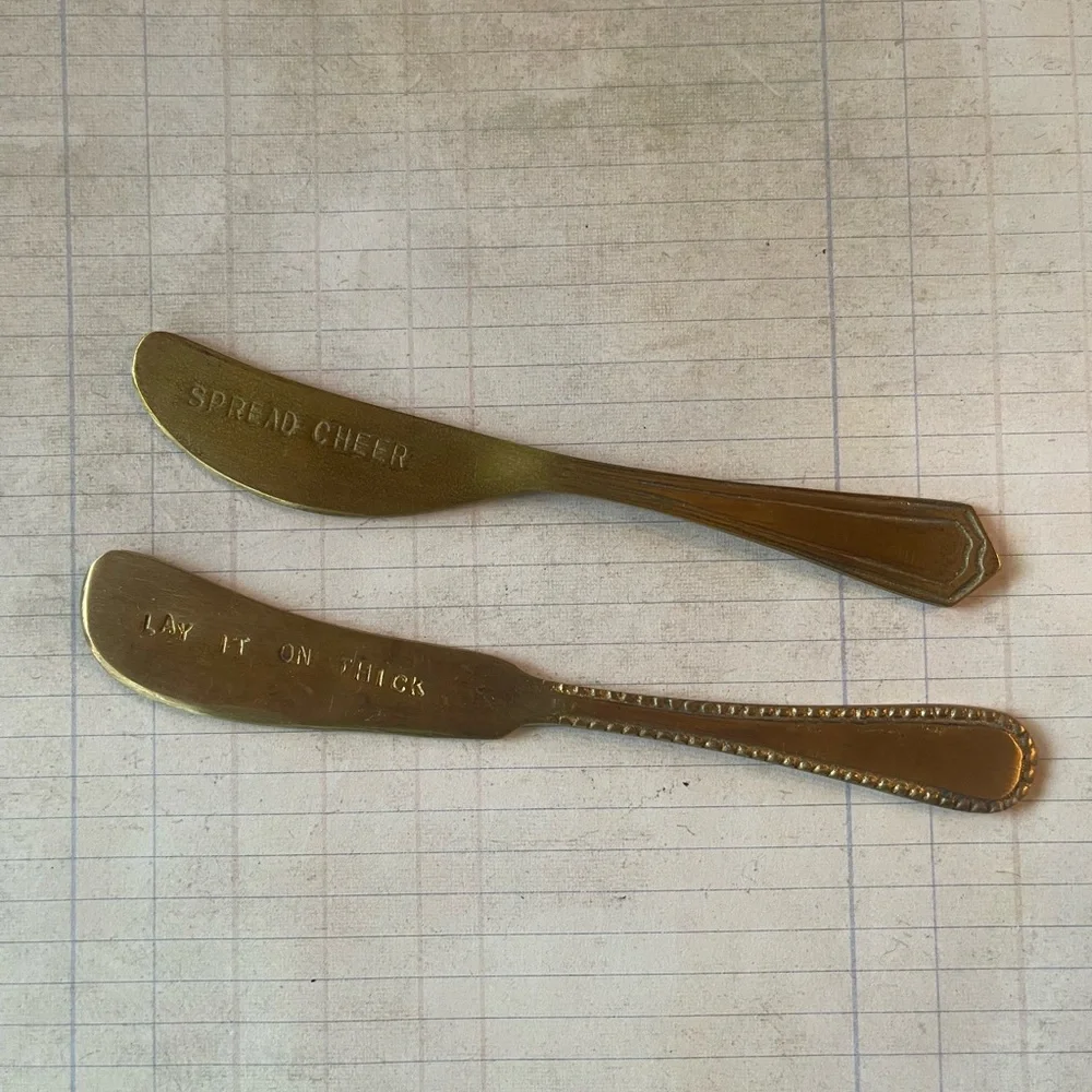 BRASS ENGRAVED CANAPE KNIVES
